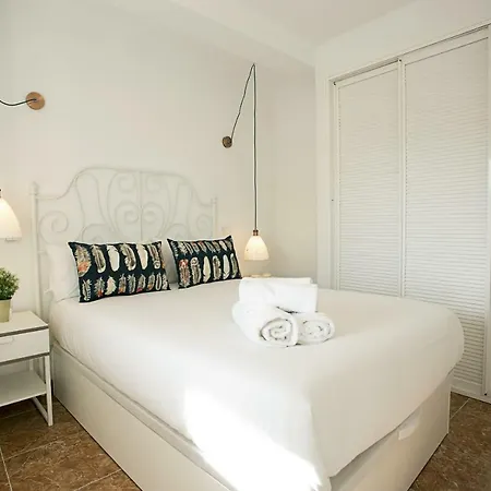 Sea Views Bright & Beach *